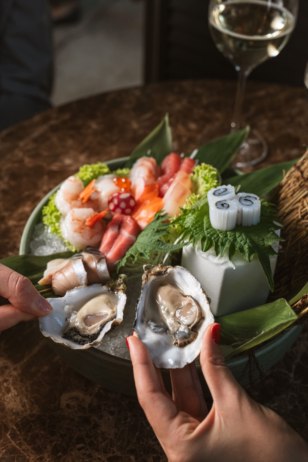 Plateau di crudi, ostriche e nigiri di Miyama