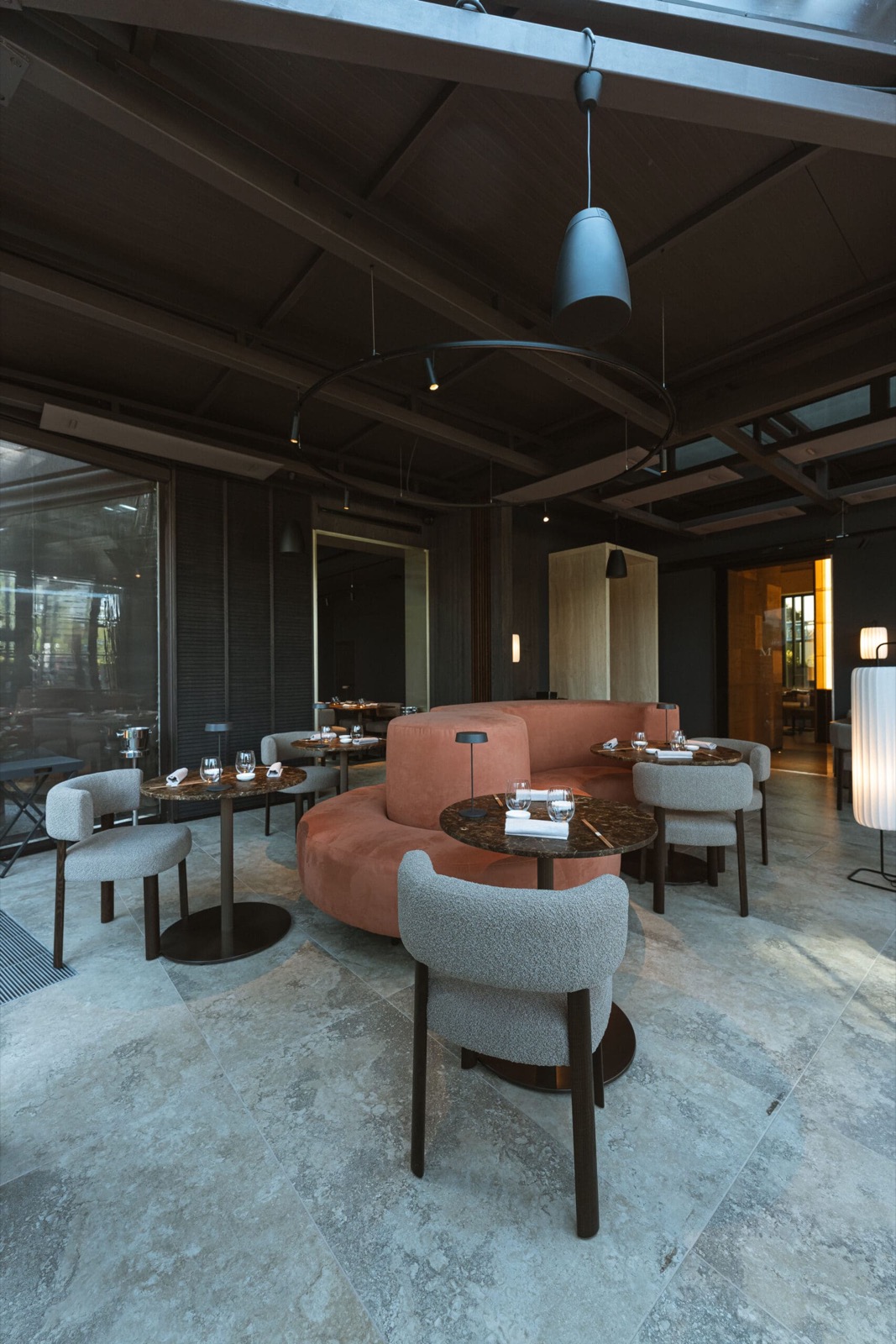 La sala di Miyama nella luce del giorno